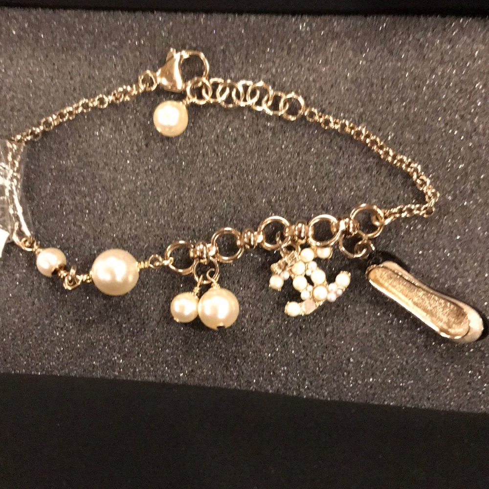 Chanel bracelet - Picture 2 of 4